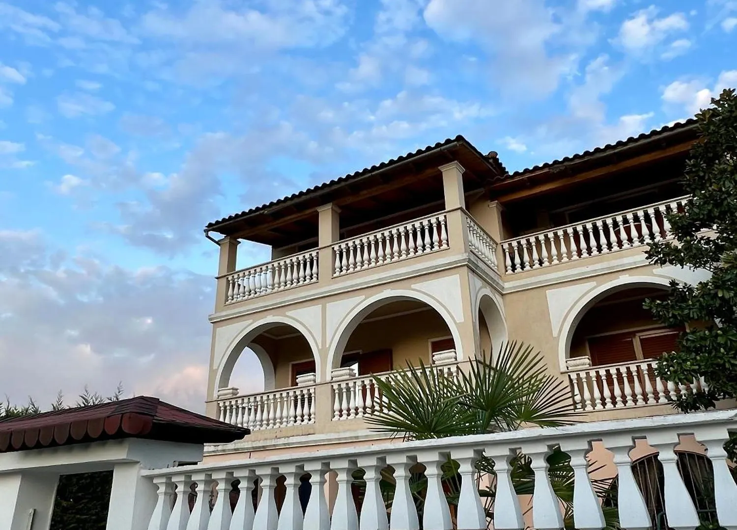 Guest House Pulake Berat Albanië